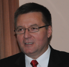 dr Marek Cichocki